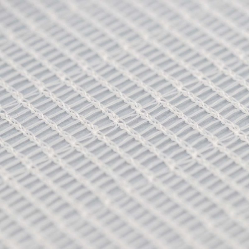 Le filet polyvalent climatique lonodis possède des mailles fines blanc translucide